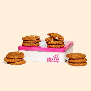 6 Count Oatmeal Cream Cookie Tin
